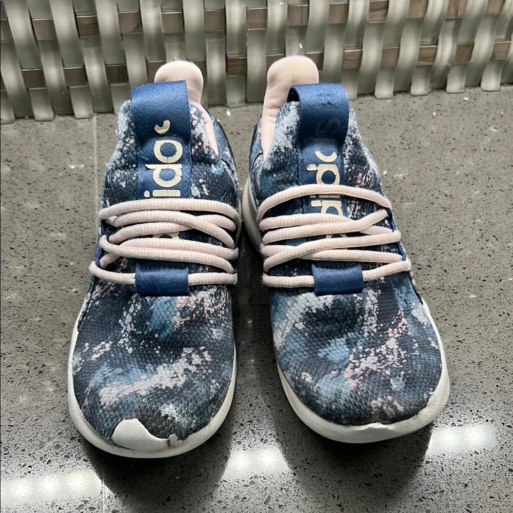 Adidas Blue and Pink Sneakers with Sporty Comfort size 3 1/2 - Picture 2 of 8